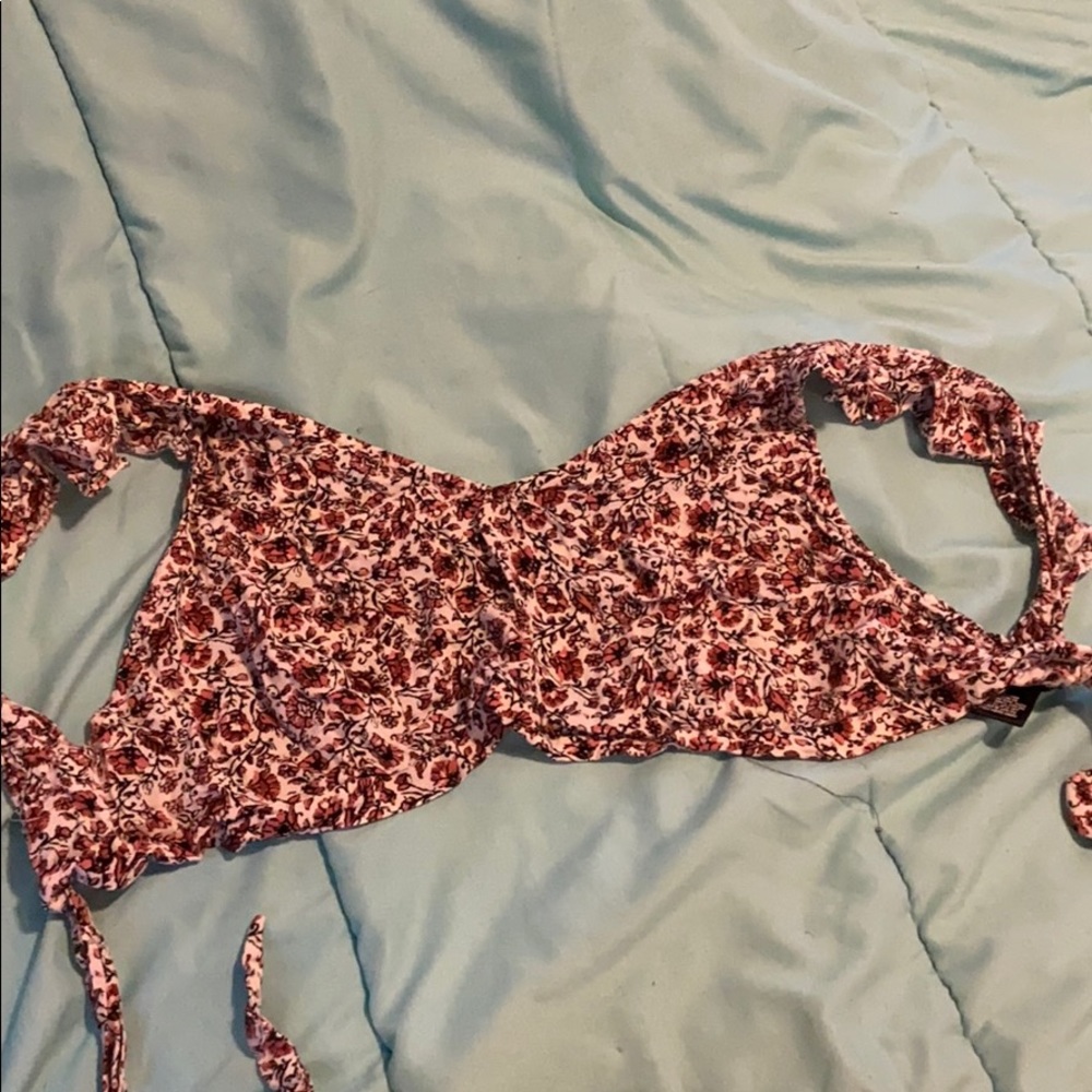 Crop top flowers